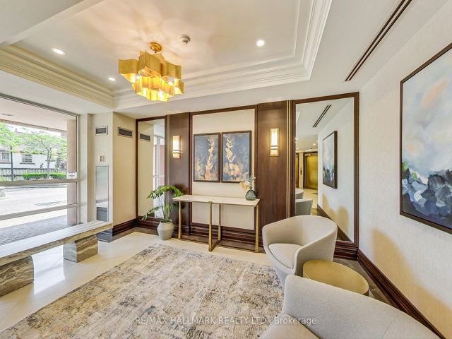 405 - 800 Sheppard Ave