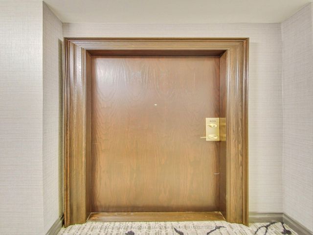405 - 800 Sheppard Ave