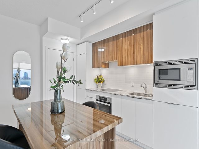 817 - 20 O' Neill Rd