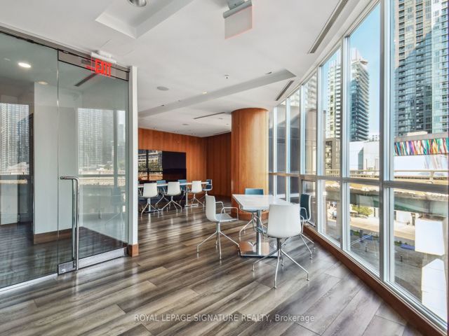 223 - 38 Dan Leckie Way