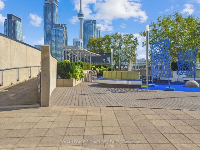 223 - 38 Dan Leckie Way