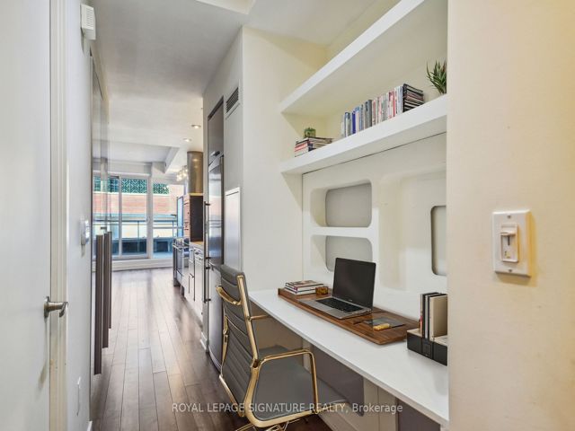 223 - 38 Dan Leckie Way