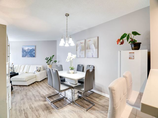 PH214 - 1121 Steeles Ave W