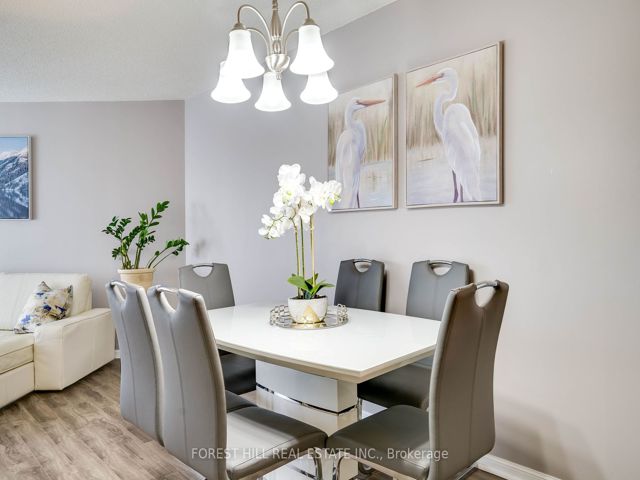 PH214 - 1121 Steeles Ave W