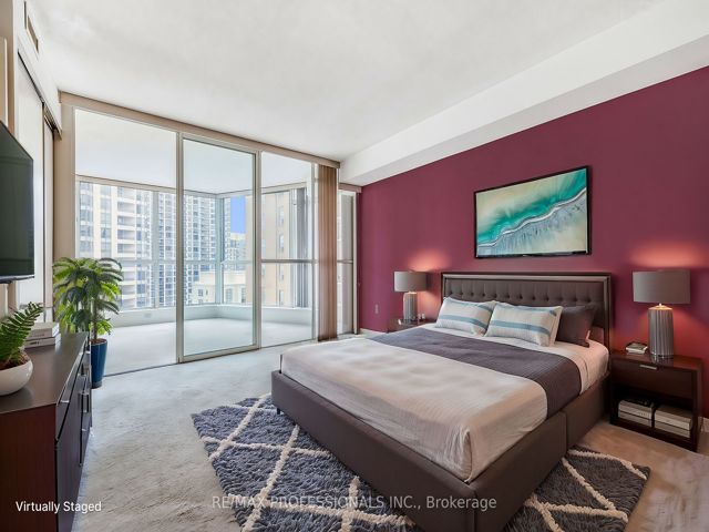 1102A - 5444 Yonge St