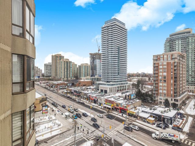1102A - 5444 Yonge St