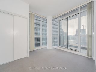 2709 - 33 Singer Crt