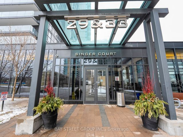2709 - 33 Singer Crt