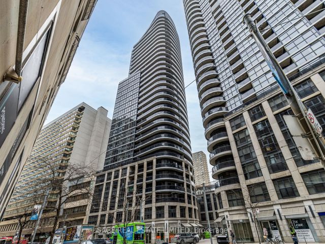 2805 - 25 Carlton St