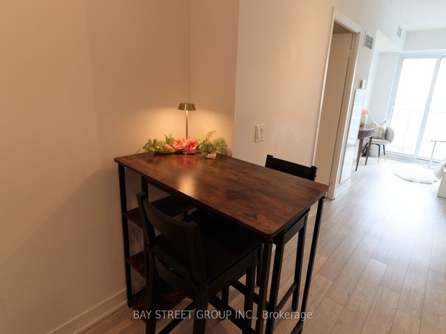 2807 - 195 Redpath Ave