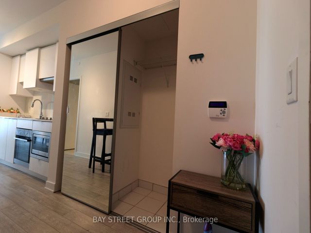 2807 - 195 Redpath Ave