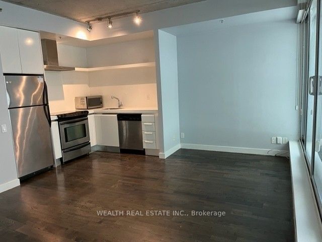 417 - 75 Portland St