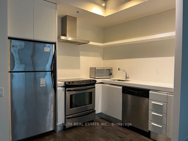 417 - 75 Portland St