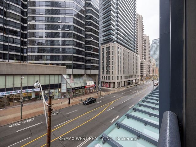 202 - 57 St Joseph St