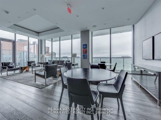 202 - 57 St Joseph St