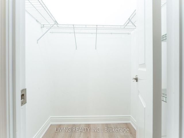104 - 20 Bloorview Pl