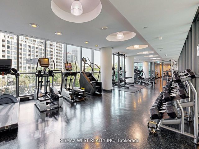 355 - 209 Fort York Blvd