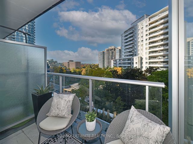 401 - 5180 Yonge St