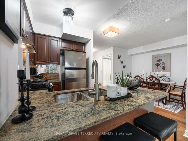 216 - 225 Wellesley St E