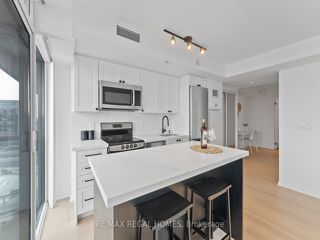 1201E - 36 Lisgar St