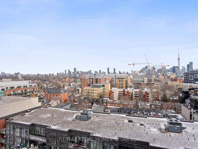 1201E - 36 Lisgar St