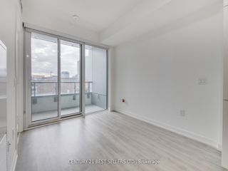 619 - 158 Front St