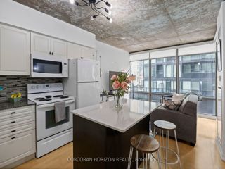 507 - 22 Wellesley St E
