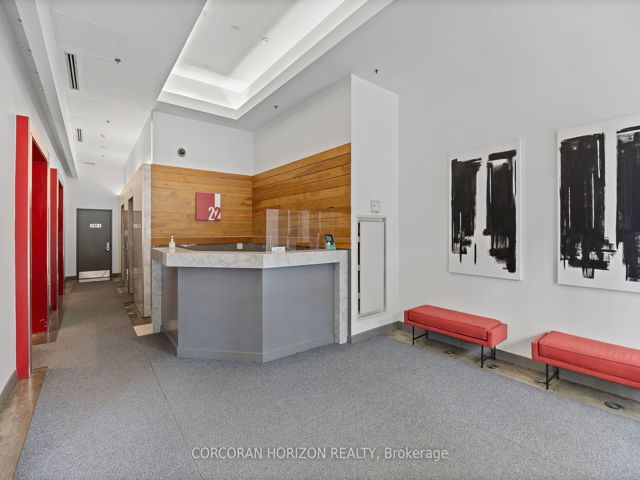 507 - 22 Wellesley St E