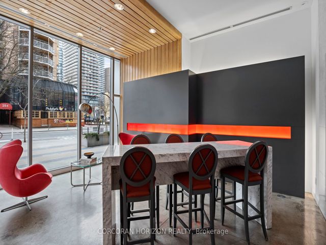 507 - 22 Wellesley St E