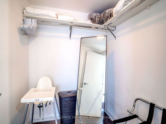 1218 - 155 Yorkville Ave