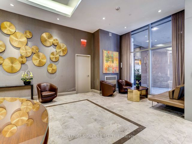 1218 - 155 Yorkville Ave