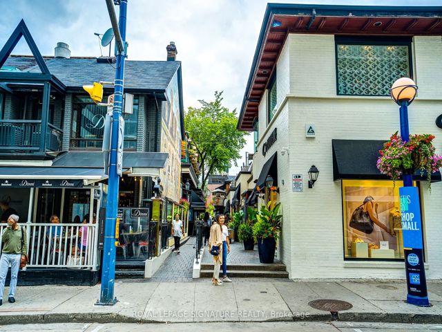 1218 - 155 Yorkville Ave