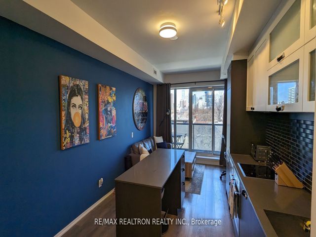 407 - 783 Bathurst St