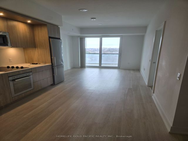 1011 - 30 Inn On The Park Dr