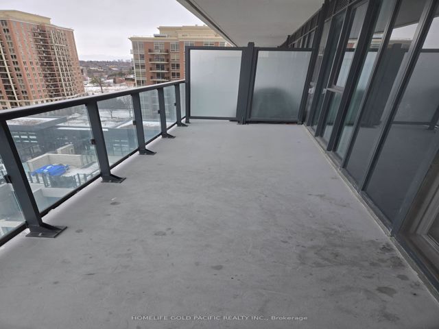 1011 - 30 Inn On The Park Dr