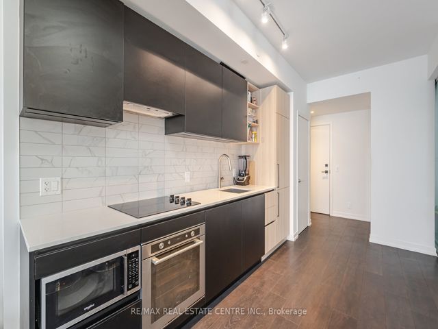 3001 - 55 Mercer St
