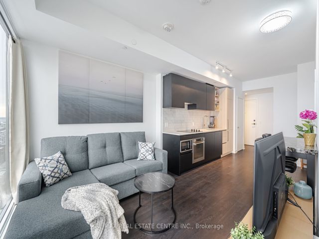 3001 - 55 Mercer St