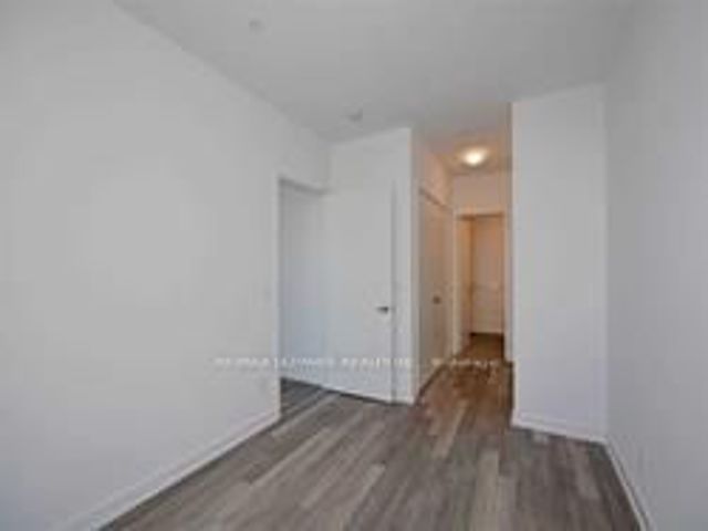 410 - 5180 Yonge St