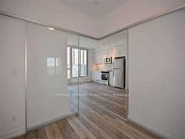 410 - 5180 Yonge St