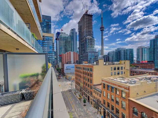 807 - 478 King St W