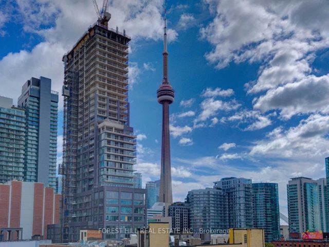 807 - 478 King St W