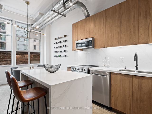 311 - 188 Eglinton Ave E