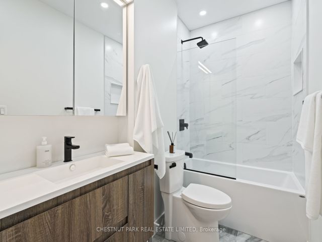 311 - 188 Eglinton Ave E