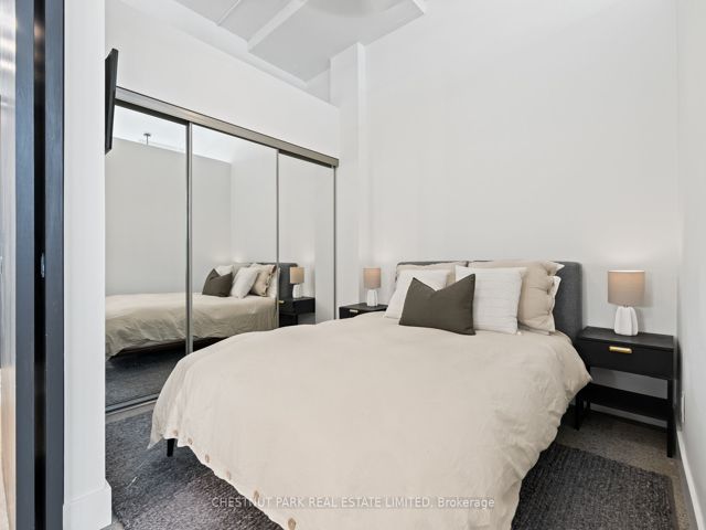 311 - 188 Eglinton Ave E