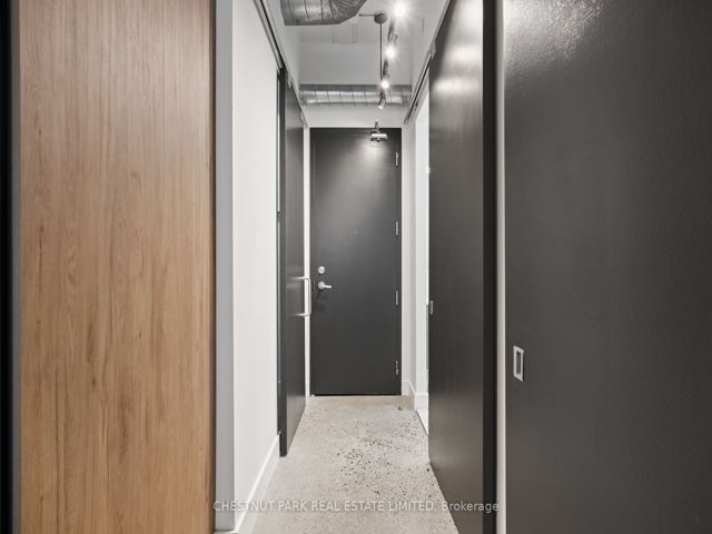 311 - 188 Eglinton Ave E