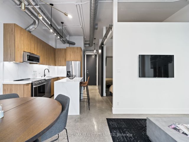 311 - 188 Eglinton Ave E