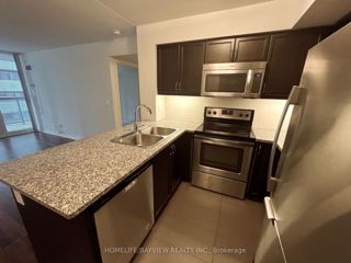 2707 - 19 Grand Trunk Cres