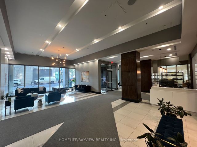2707 - 19 Grand Trunk Cres
