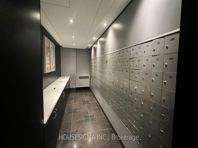 2703 - 210 Victoria St