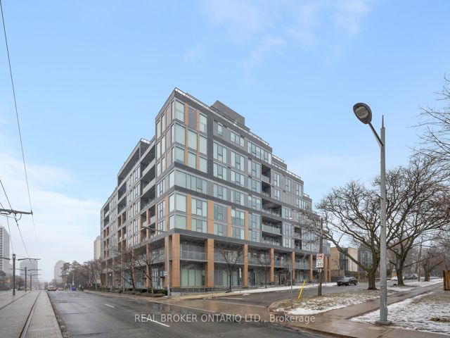 401 - 6 Parkwood Ave